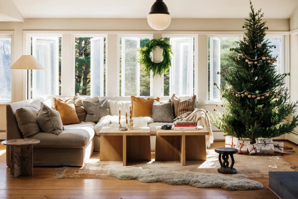 holiday gift guide 2024 (photo 1 of 2)